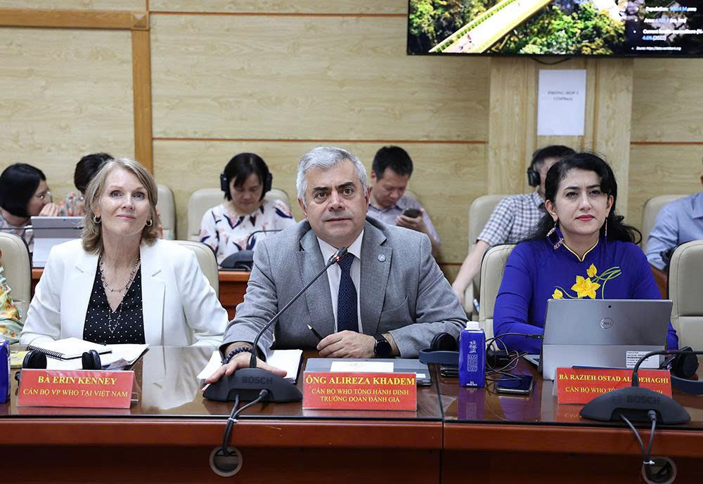 S. Alireza Khadem, Trưởng đoàn đánh giá hệ thống quản lý quốc gia Việt Nam về thuốc, vắc xin của Tổ chức Y tế thế giới phát biểu.