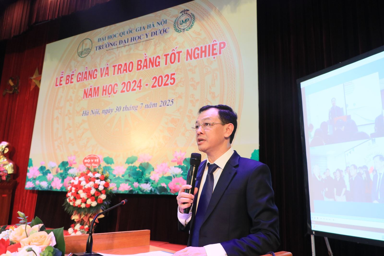 TS.BSCKII Nguyễn Tri Thức - Thứ trưởng Bộ Y tế phát biểu.