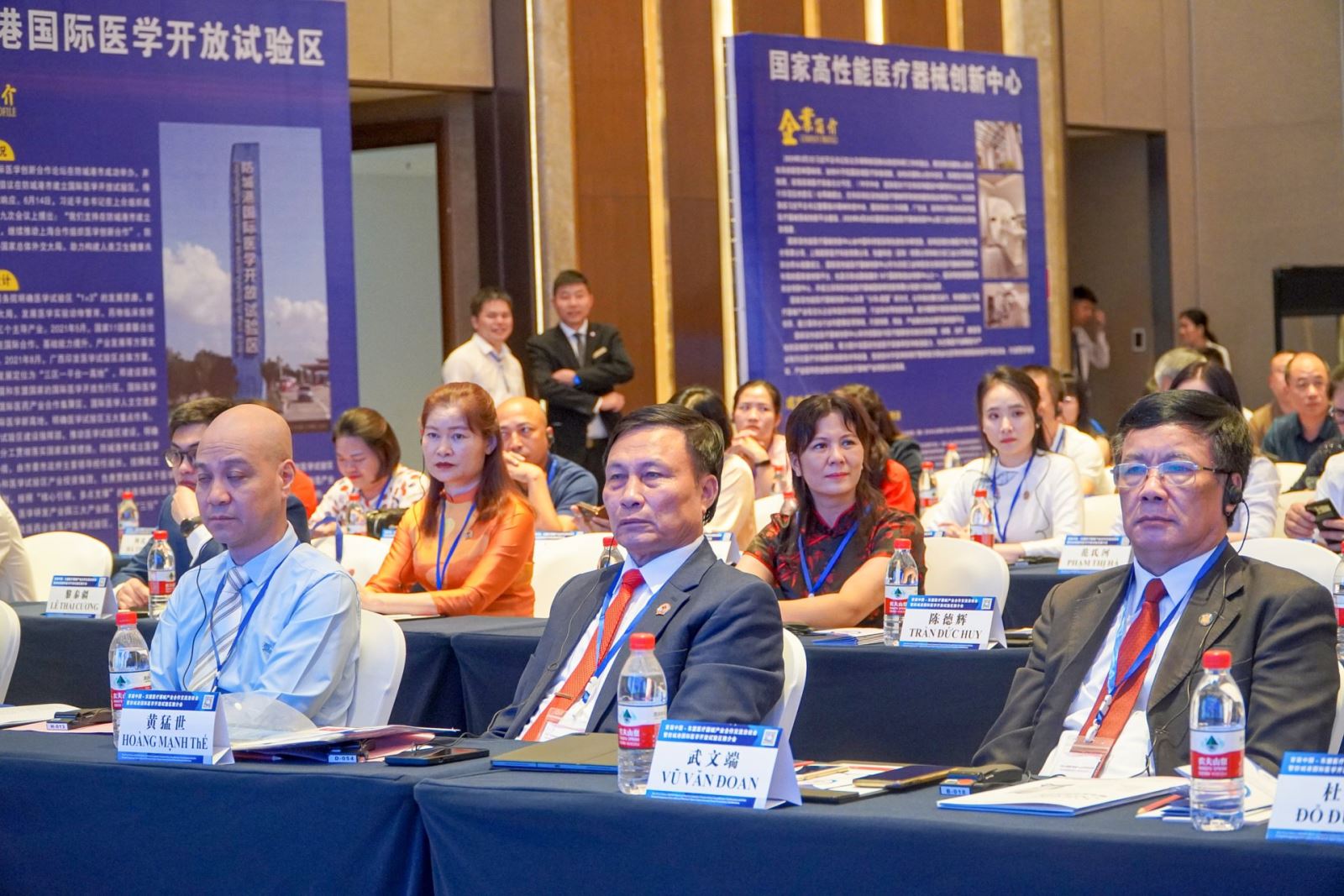Lãnh đạo hiệp hội tham gia nhiều diễn đàn quốc tế quan trọng nhằm mở rộng quan hệ hợp tác đầu tư trong lĩnh vực y tế