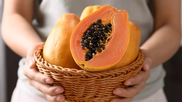Đu đủ giúp giải độc gan và cải thiện tiêu hóa.