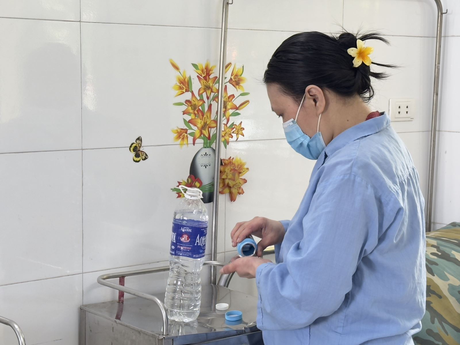 Phân biệt đối xử khiến người nhiễm HIV sợ bị lộ danh tính, ngại đến các cơ sở y tế hoặc các phòng khám điều trị ARV.