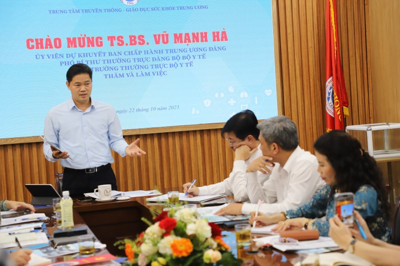 Quang cảnh chương trình làm việc