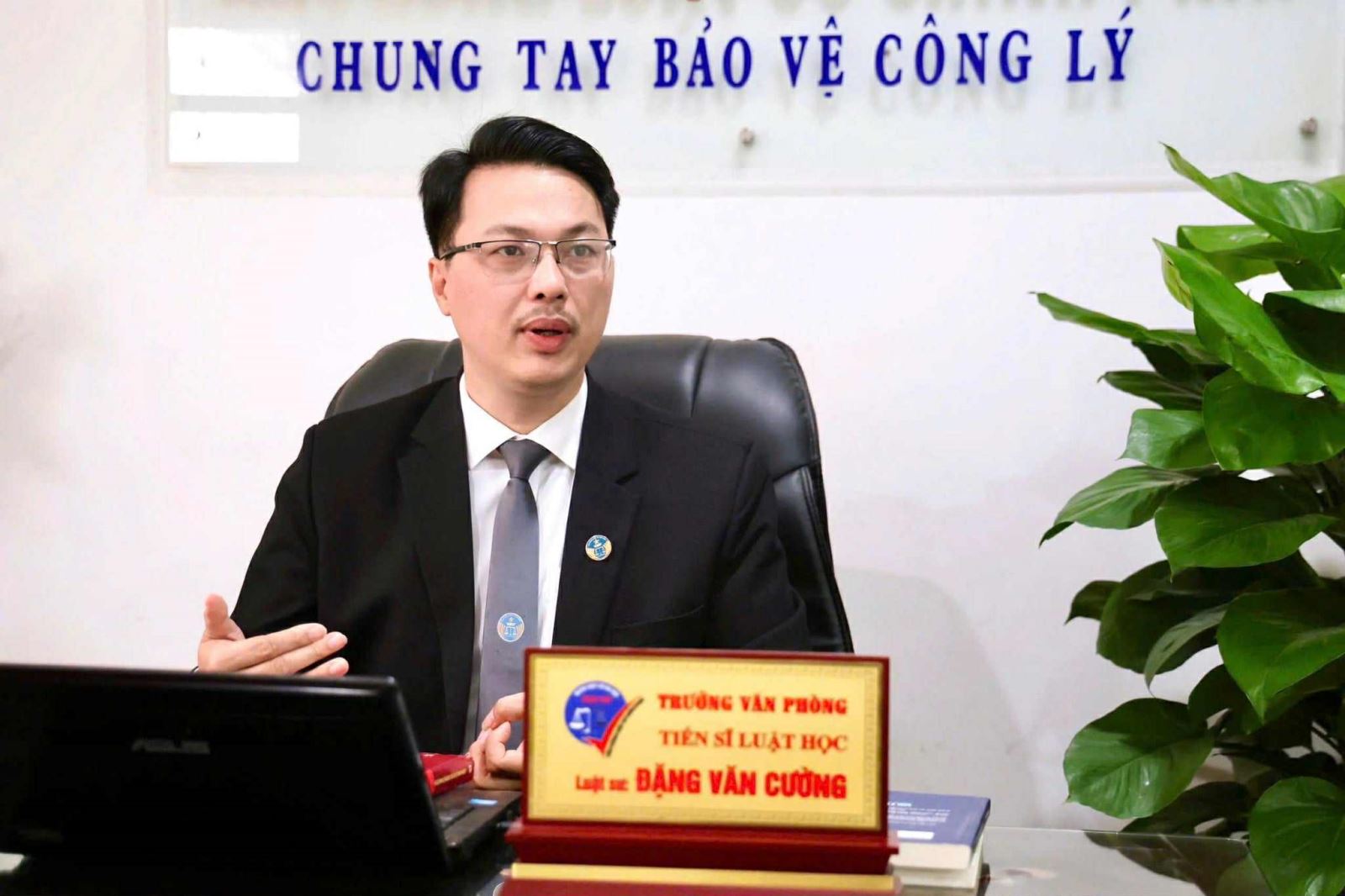 TS. LS Đặng Văn Cường - Giảng viên Bộ môn Luật hình sự, Khoa Luật và Lý Luận Chính trị, Trường Đại học Thuỷ Lợi.