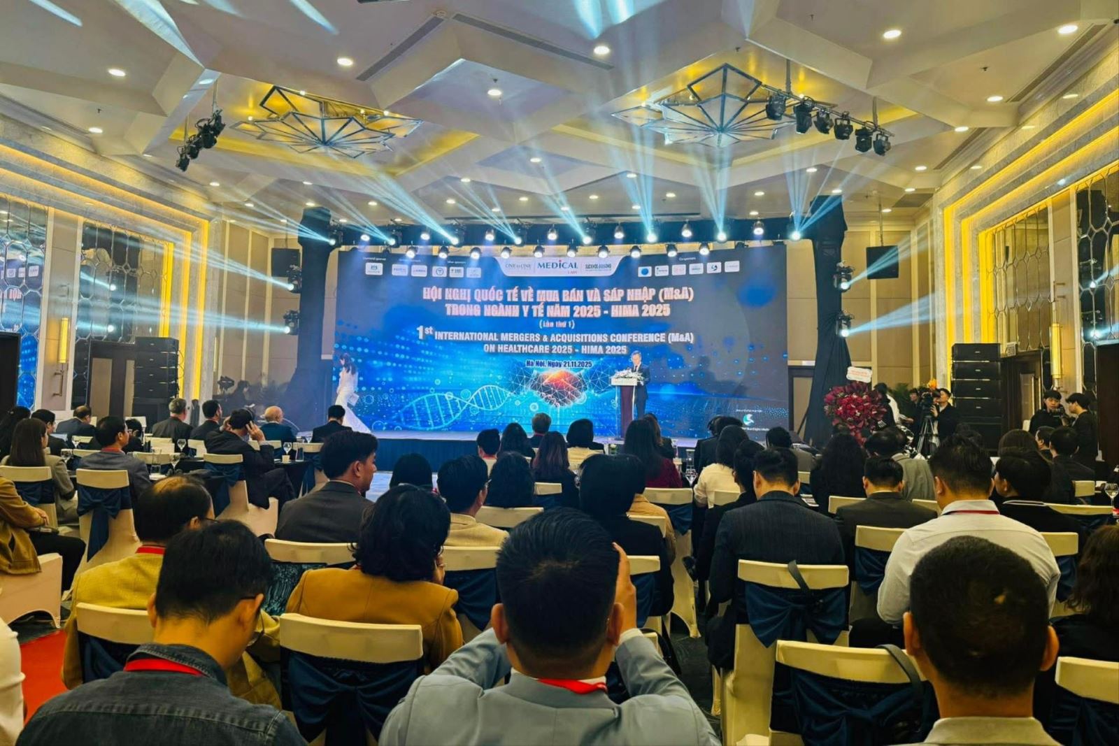 Quang cảnh sự kiện.