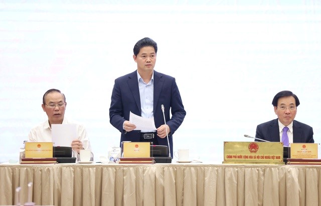 Thứ trưởng Thường trực Bộ Y tế Vũ Mạnh Hà cung cấp thông tin tới báo chí.