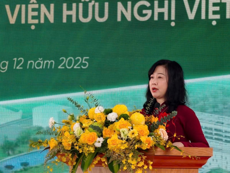 Bộ trưởng Bộ Y tế Đào Hồng Lan phát biểu tại buổi lễ