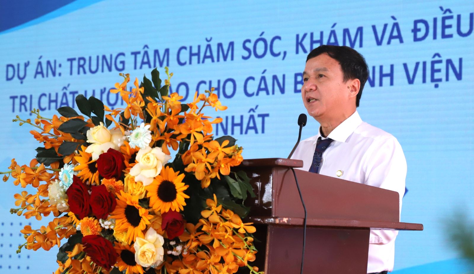 PGS.TS.BS Lê Đình Thanh – Giám đốc Bệnh viện Thống Nhất phát biểu tại buổi lễ khởi công.