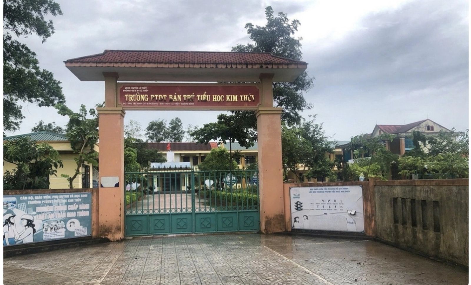 Trường Phổ thông dân tộc bán trú Tiểu học Kim Thủy, nơi xảy ra vụ ngộ độc thực phẩm. (Ảnh: TTXVN)