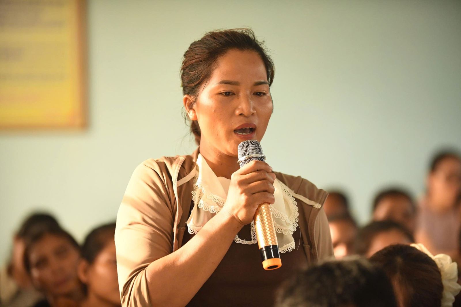 Một số phụ huynh vẫn còn bức xúc sự việc tại trường, chưa đưa con đi học.