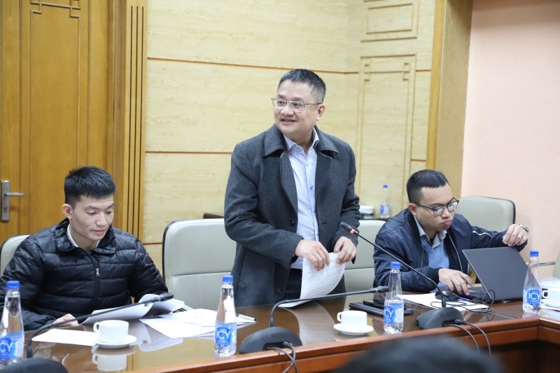 Các đại biểu thảo luận