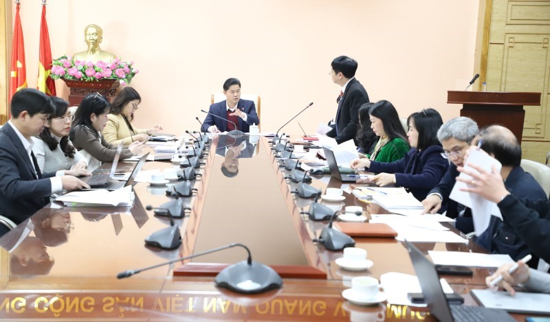 Quang cảnh cuộc họp