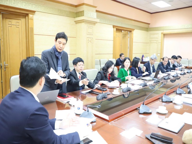 Đại diện lãnh đạo các Cục, Vụ bàn thảo, nêu giải pháp tháo gỡ khó khăn