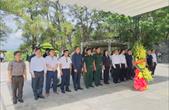 Bộ trưởng Bộ Y tế Đào Hồng Lan tri ân các Anh hùng, Liệt sĩ tại tỉnh Hà Tĩnh, Quảng Trị