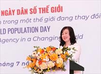 Bộ Y tế đề xuất ưu đãi chế độ nghỉ thai sản, hỗ trợ bằng tiền mặt hoặc hiện vật khi sinh con một bề, có 2 con gái