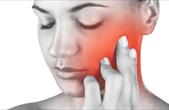 Đau đột ngột như dao đâm vùng hàm mặt cảnh giác với đau dây thần kinh số 5