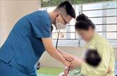 Ninh Bình: Bé 8 tháng tuổi ngộ độc vì bố mẹ nhầm thuốc nhỏ mũi thành men tiêu hóa