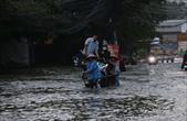 Hà Nội 'bêu tên' loạt đơn vị chậm ứng phó bão