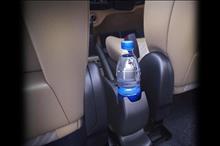 Uống nước trong chai nhựa để lâu trong ô tô ngày nóng, cần thận trọng vì lý do này