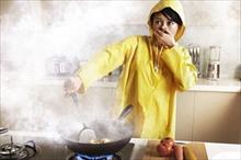 Đừng tưởng nấu ăn tại nhà là an toàn, ung thư sẽ ghé đến nếu chị em nấu sai cách