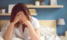Đối phó với cơn đau đầu khi ngủ