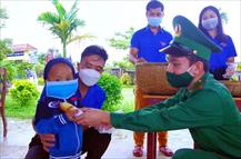 'Tủ mì yêu thương' ấm lòng đồng bào vùng biên giới ở Thừa Thiên Huế