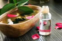 Những lợi ích tuyệt vời của nước hoa hồng đối với làn da