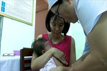 Quảng Ngãi: Khan hiếm vắc xin 6 trong 1