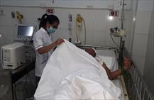 Gần 3 giờ bác sĩ Phú Quốc phẫu thuật cứu bệnh nhân dập não