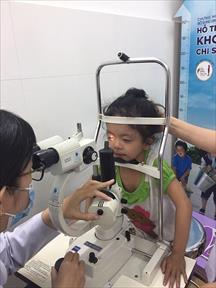 29.000 người được phẫu thuật mắt từ thiện