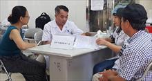 Gần 1.000 người dân quanh kho Rạng Đông khám sức khỏe