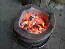 Cẩn trọng khi đốt than sưởi ấm mùa lạnh